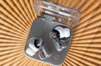 Tremendous Sounding Wi-fi Earbuds, Not-So-Tremendous Mic