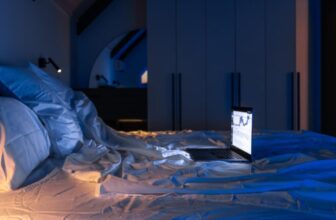 Scientists Uncover But One other Cause to Sleep in Whole Darkness