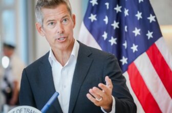 Sean Duffy Warns Some Airspace Might be Shut Down If Authorities Does not Reopen