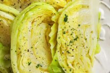 Fast & Simple Boiled Cabbage